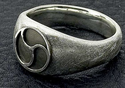 ring.jpg